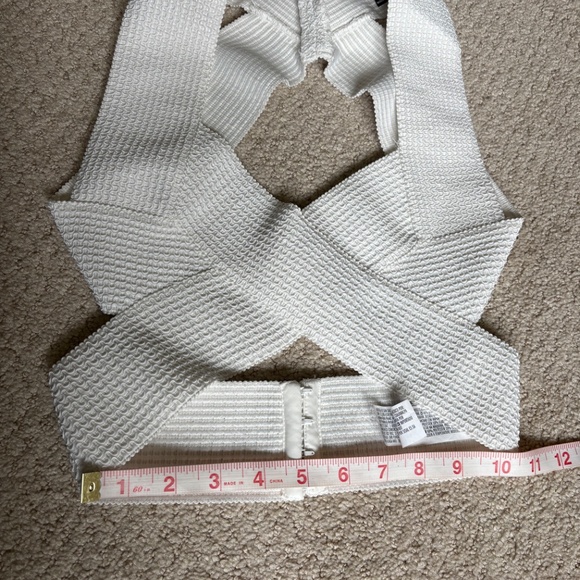 Forever 21 wrap around stretch bandage crop top white Medium - Picture 7 of 10